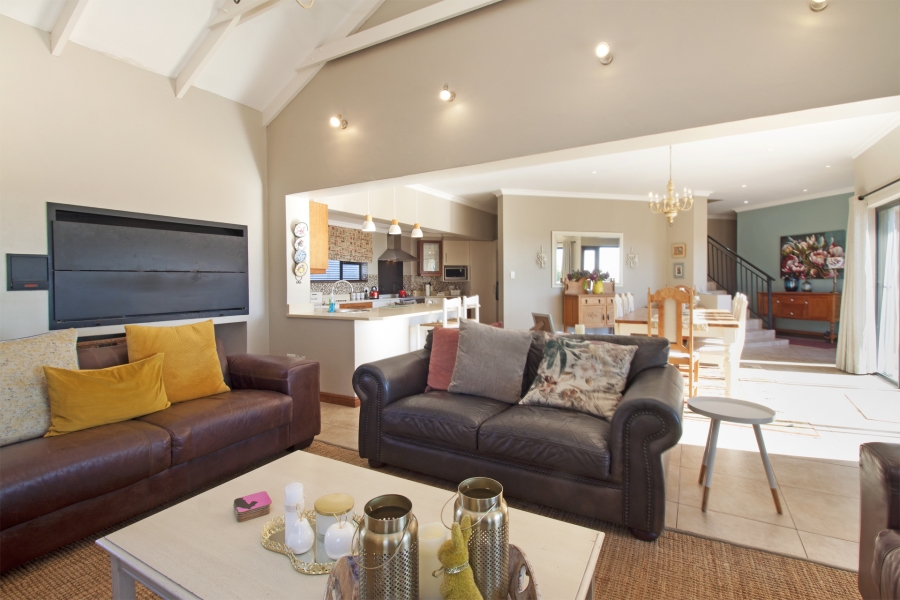 4 Bedroom Property for Sale in Stonehaven Estate Western Cape